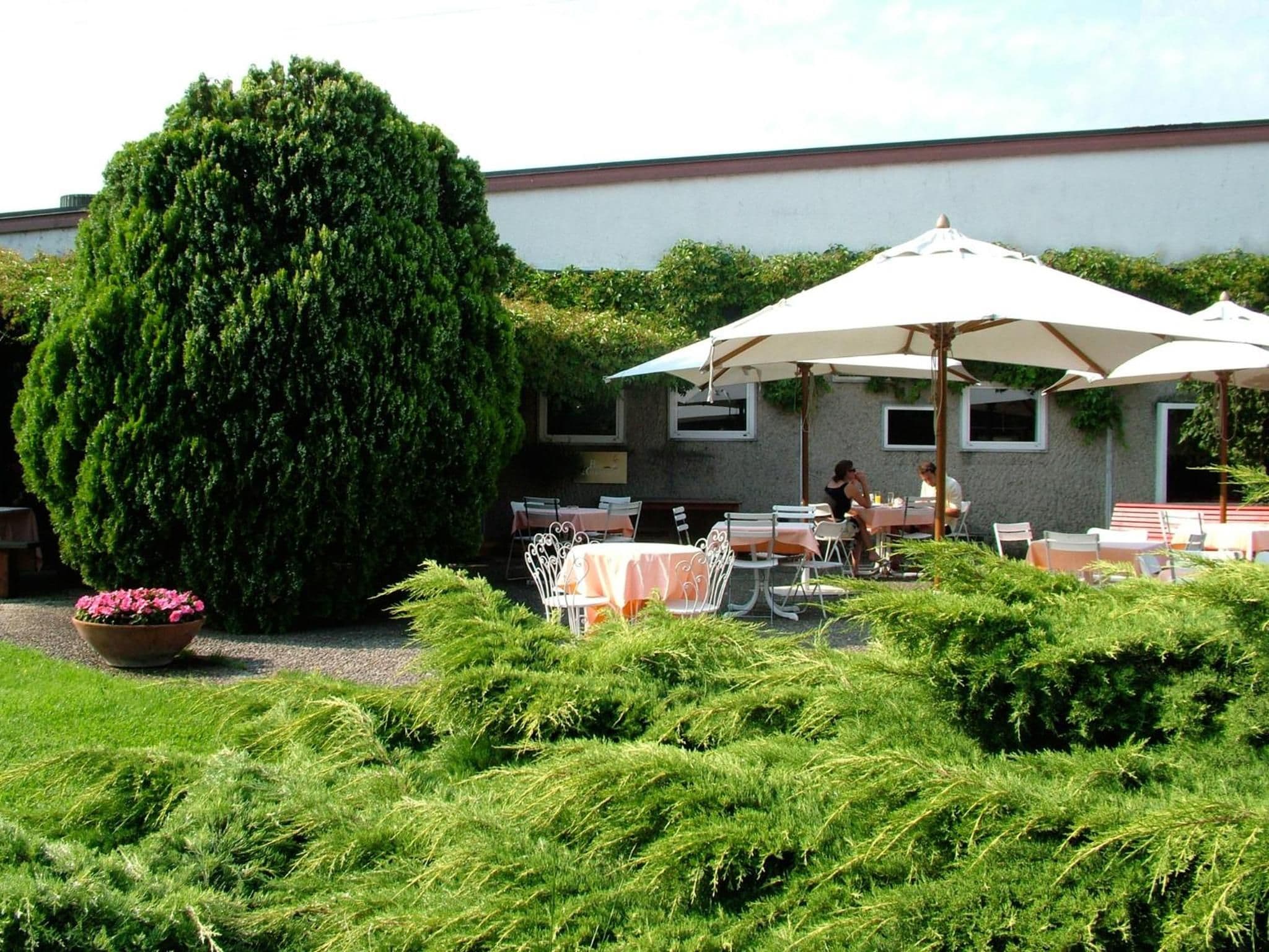 Photo - Golf Hotel