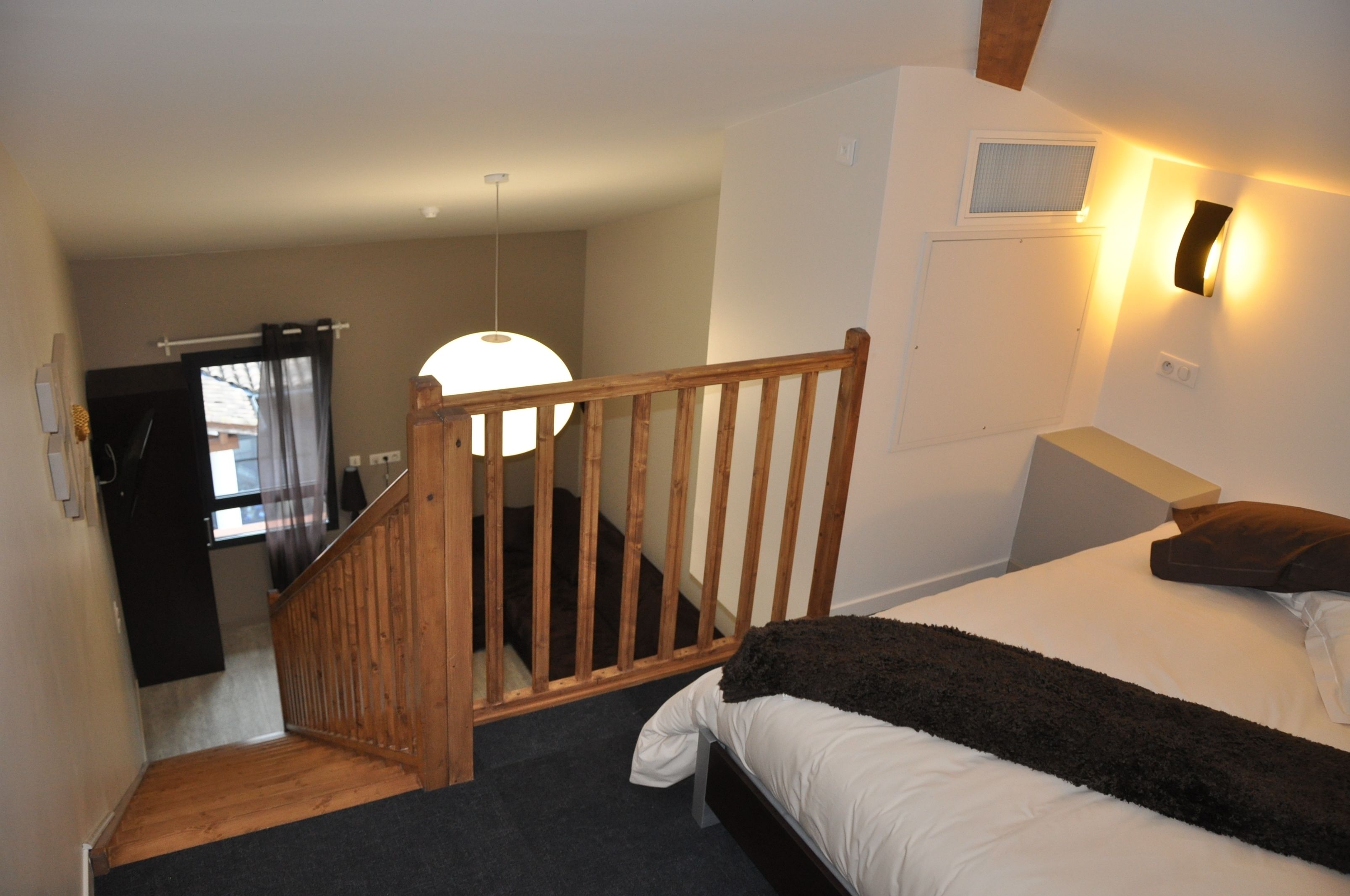 quadruple room | desk, soundproofing, iron/ironing board, free wifi