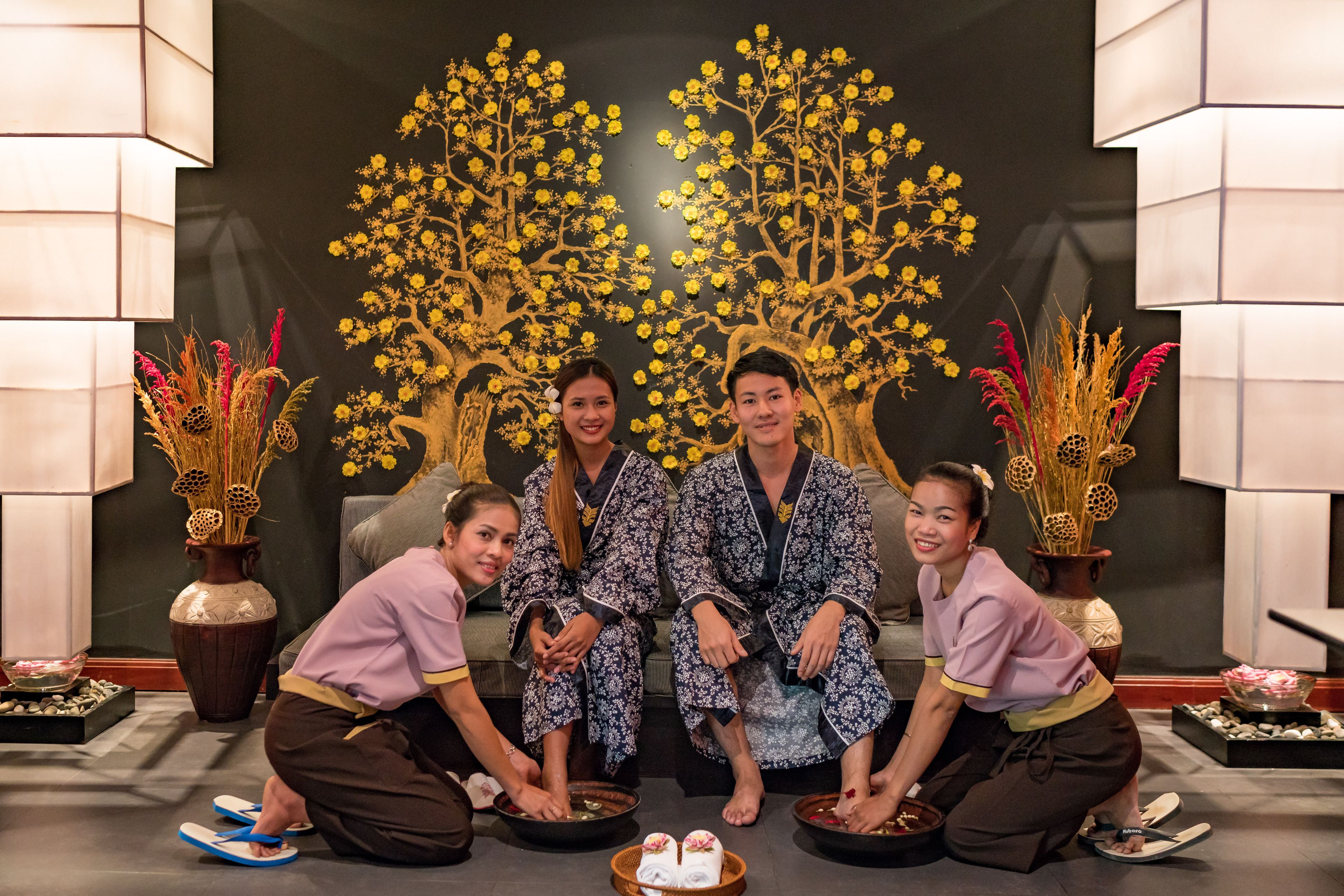 couples treatment room(s), sauna, hot tub, body treatments, aromatherapy