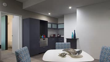 apartman, 2 hálószobával | 1 hálószoba, prémium ágynemű, kényelmi párnázat és széf a szobában
