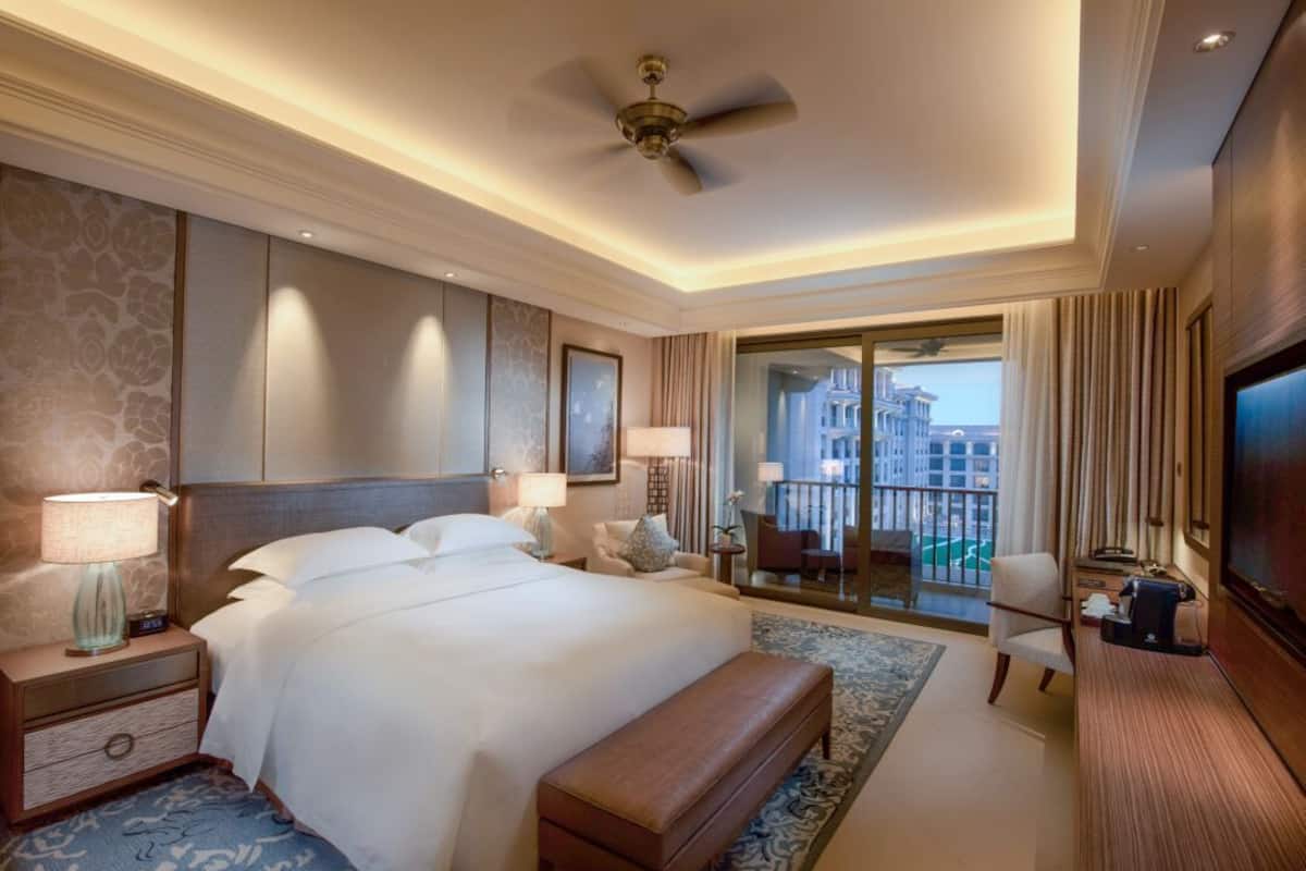 Guest King Bed Room