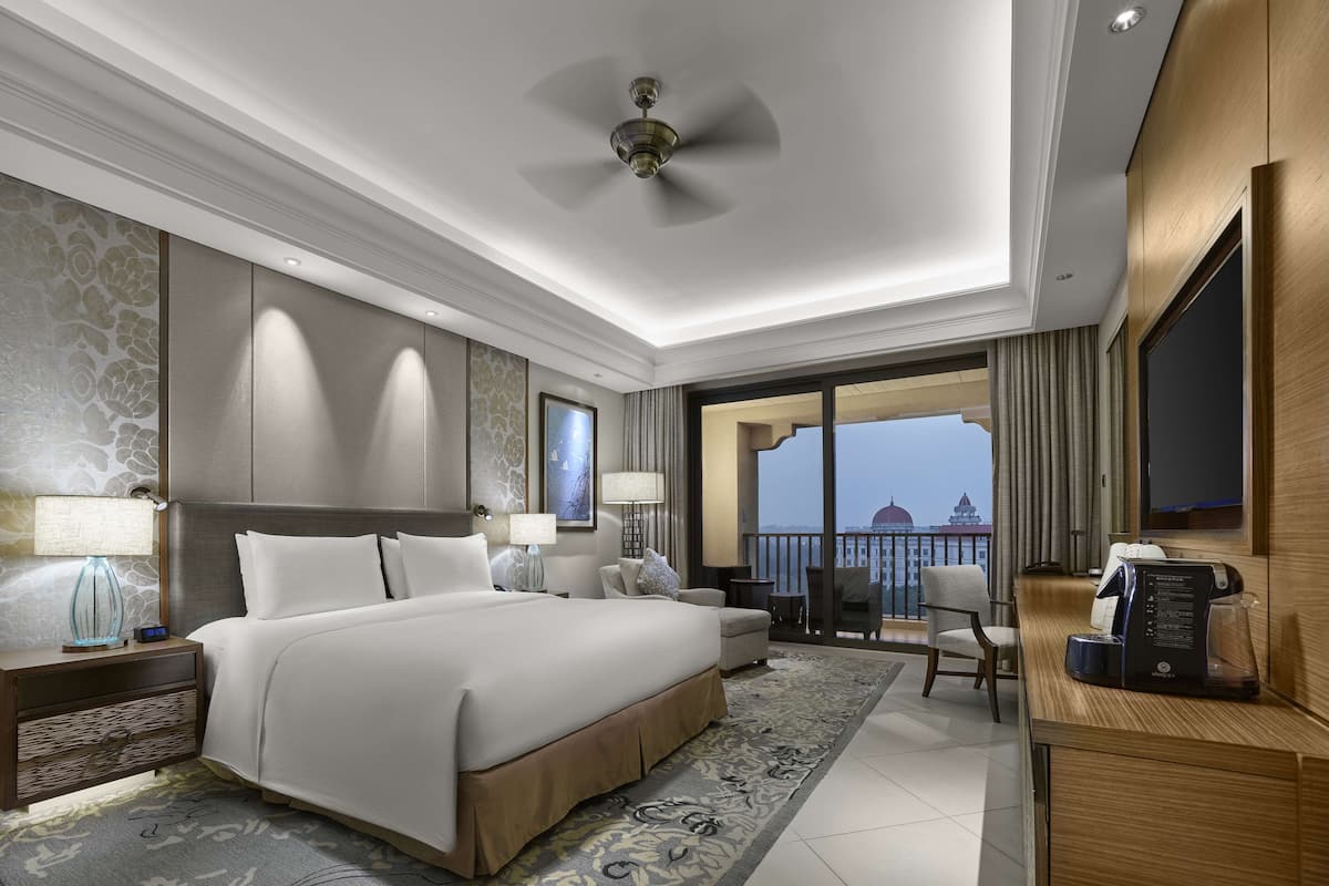 1 bedroom, minibar, in-room safe, desk