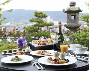 Lunch and dinner served  - The Ritz-Carlton, Kyoto (Kyoto)