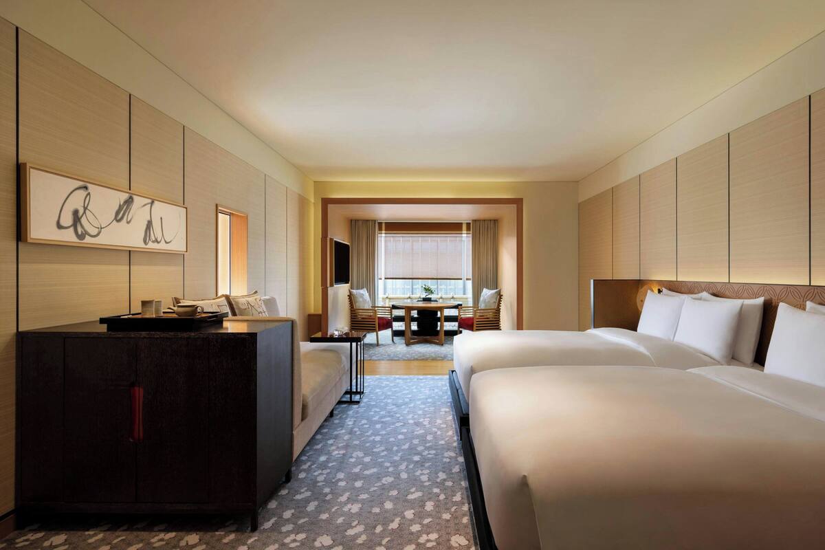Deluxe Room, 2 Double Beds, Non Smoking, Courtyard View
