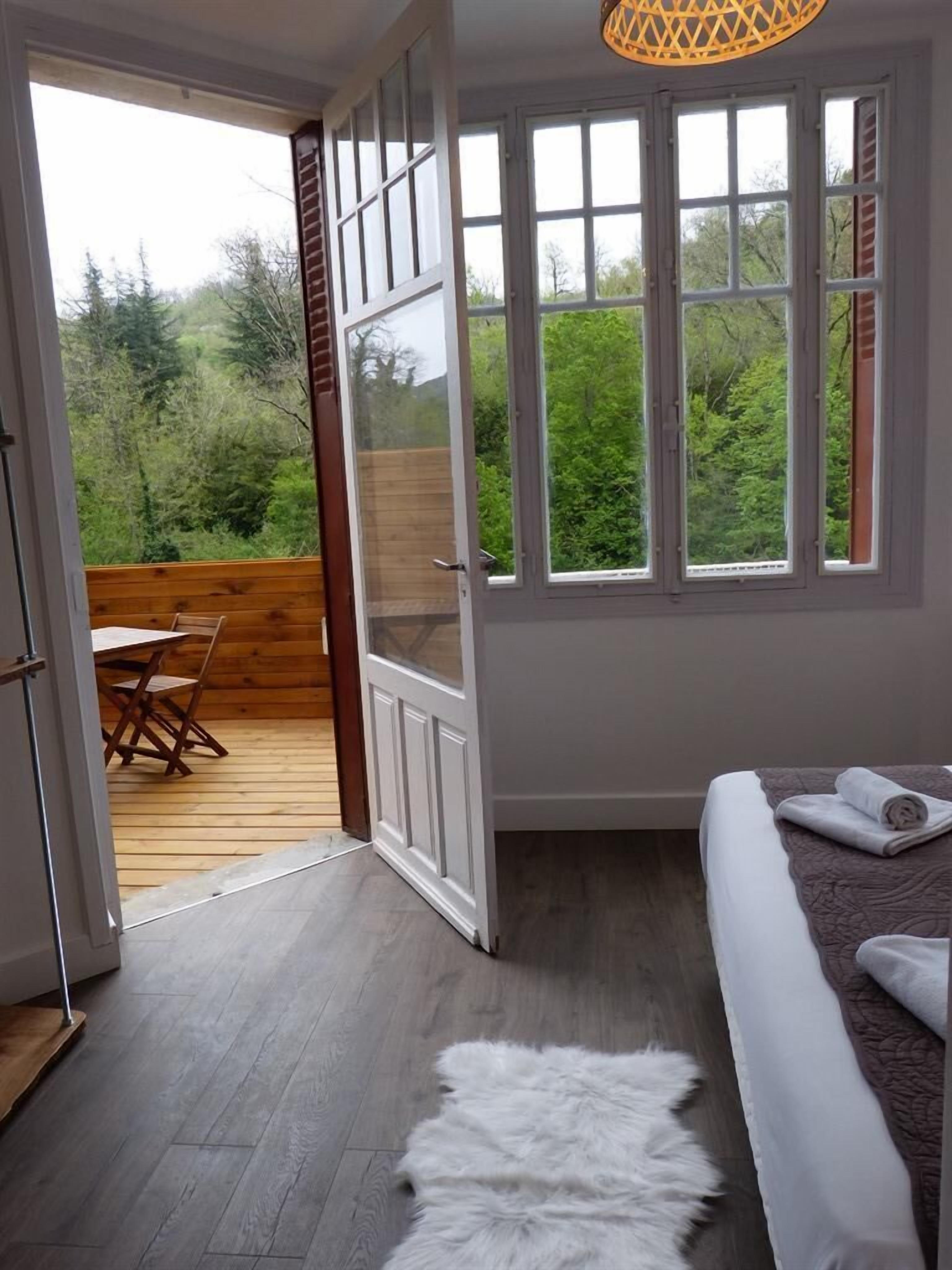 superior triple room, ensuite (vue rivière)