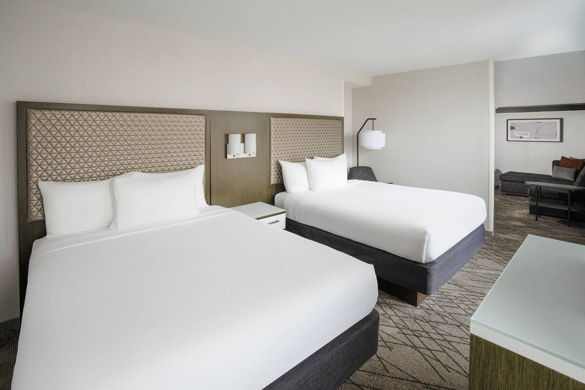 Room (2 Queen Bds w/ Sofabed, Den Guestroom) | In-room safe, desk, blackout drapes, iron/ironing board
