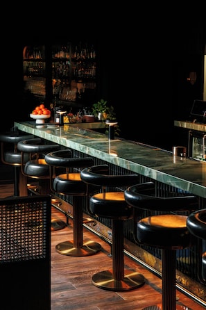 2 restaurants servant le dîner