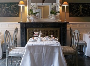 Breakfast area - Guesthouse Maison le Dragon (Bruges)