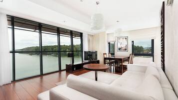 Literie de qualité supérieure, minibar, coffres-forts dans les chambres