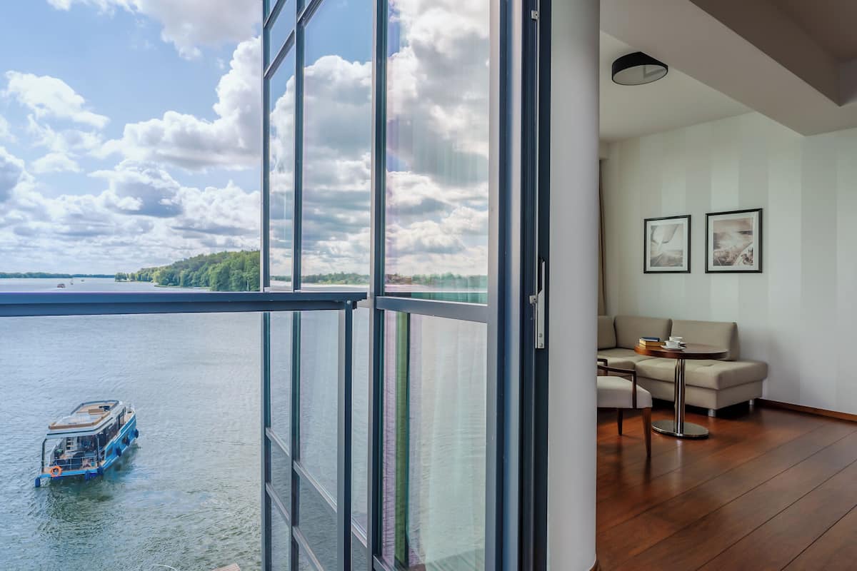 lake view