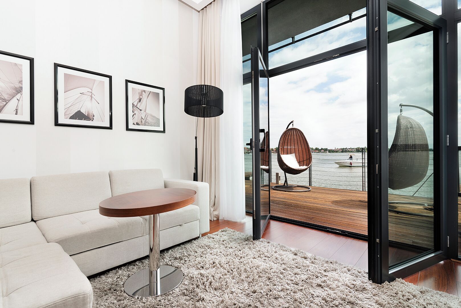 Deluxe Suite, Kitchenette, Lake View | Premium bedding, minibar, in-room safe, laptop workspace