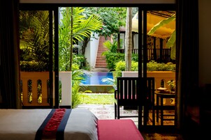 Ropa de cama de alta calidad, colchones Select Comfort y minibar 