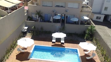 Alberca al aire libre