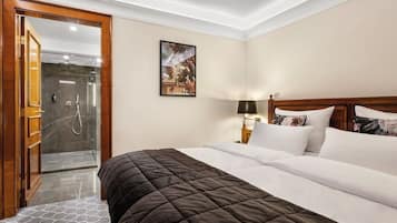Literie hypoallergénique, minibar, coffres-forts dans les chambres