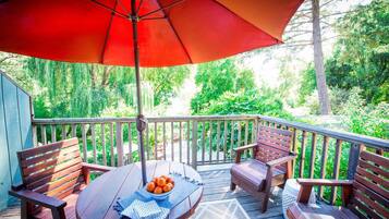 Suite, 2 Bedrooms, Balcony (Room #10)