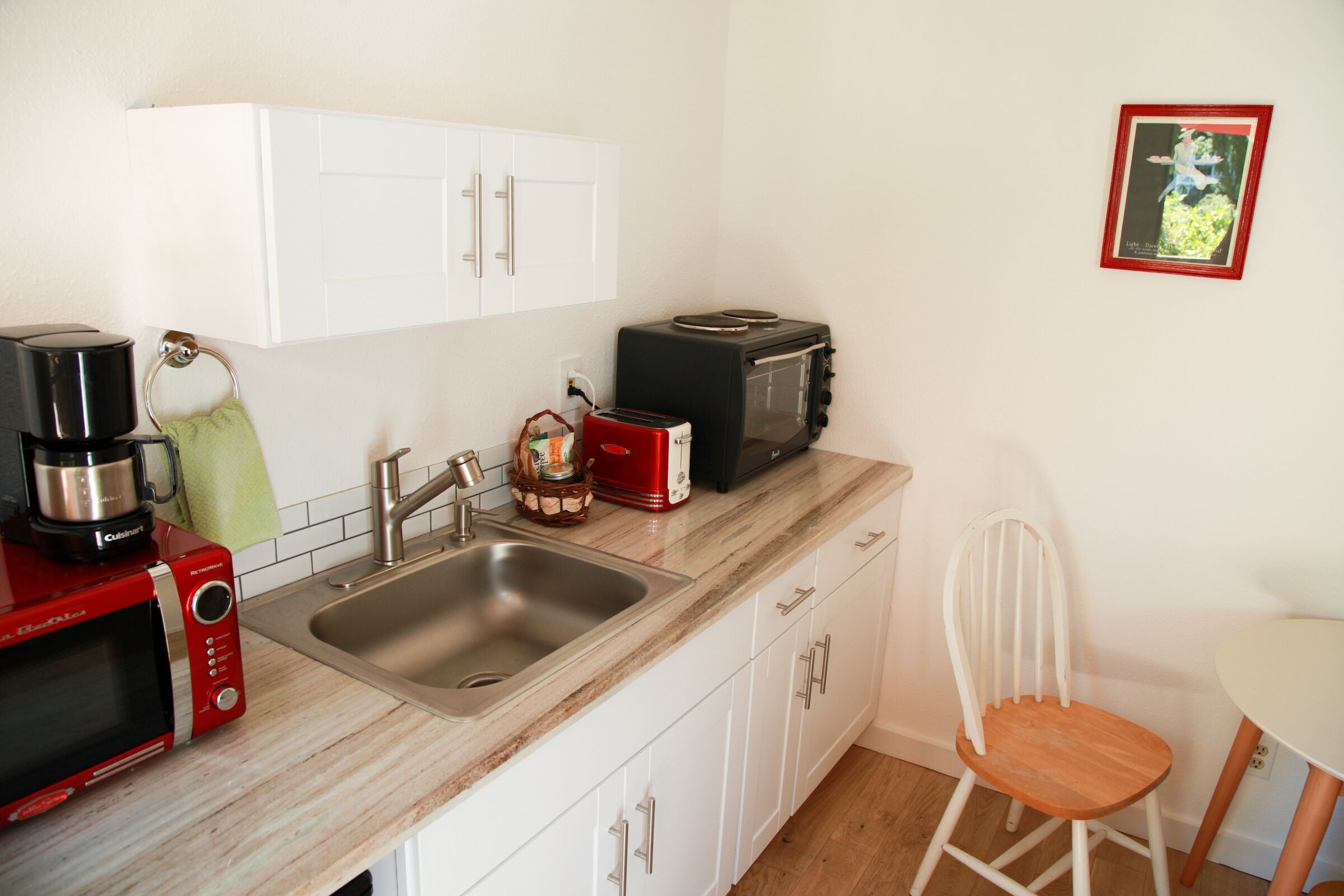 kitchen balcony (room #9 pet friendly) | private kitchen | microwave, coffee/tea maker