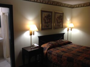 Habitación, 1 cama Queen size, para no fumadores | Tabla de planchar con plancha y wifi gratis