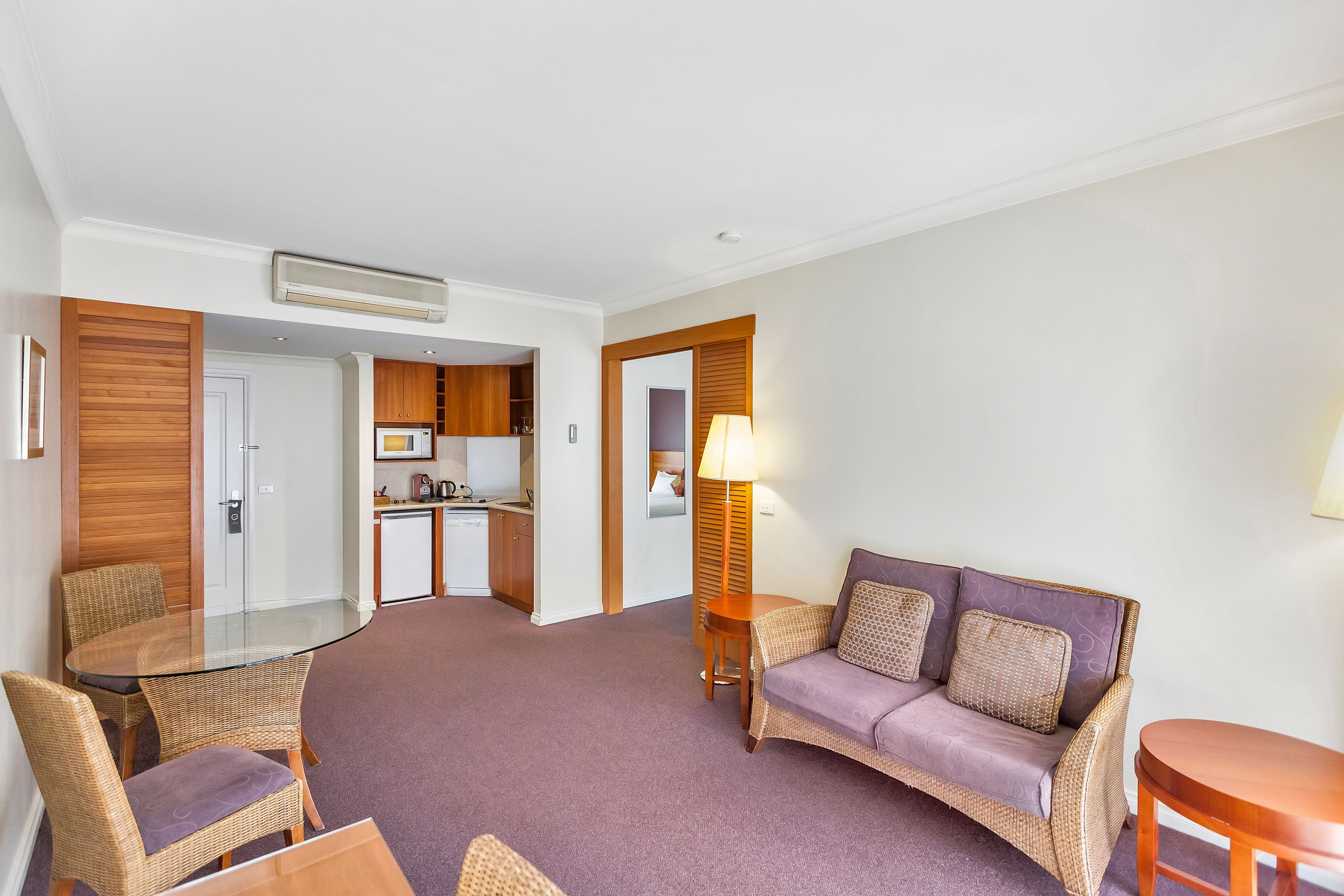 Luxury Apartment  | Minibar, desk, laptop workspace, soundproofing