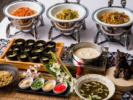 Desayuno buffet todos los días (con cargo)