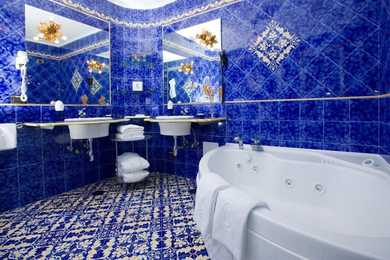 Free toiletries, hair dryer, bathrobes, slippers