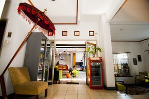 Property amenity - Rumah Asri Bed And Breakfast (Bandung)