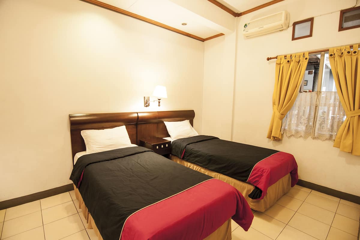 Superior Double or Twin Room | Minibar, desk, free WiFi