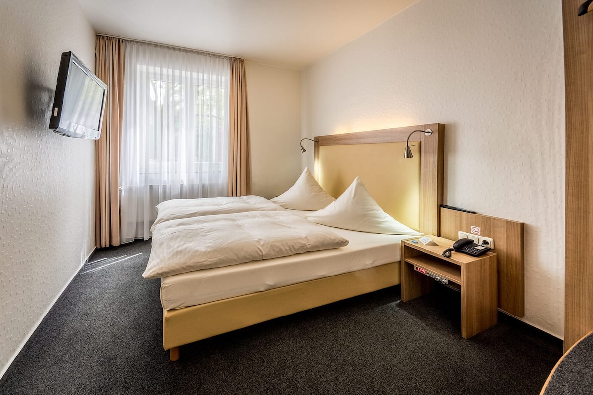 Coffres-forts dans les chambres, bureau
