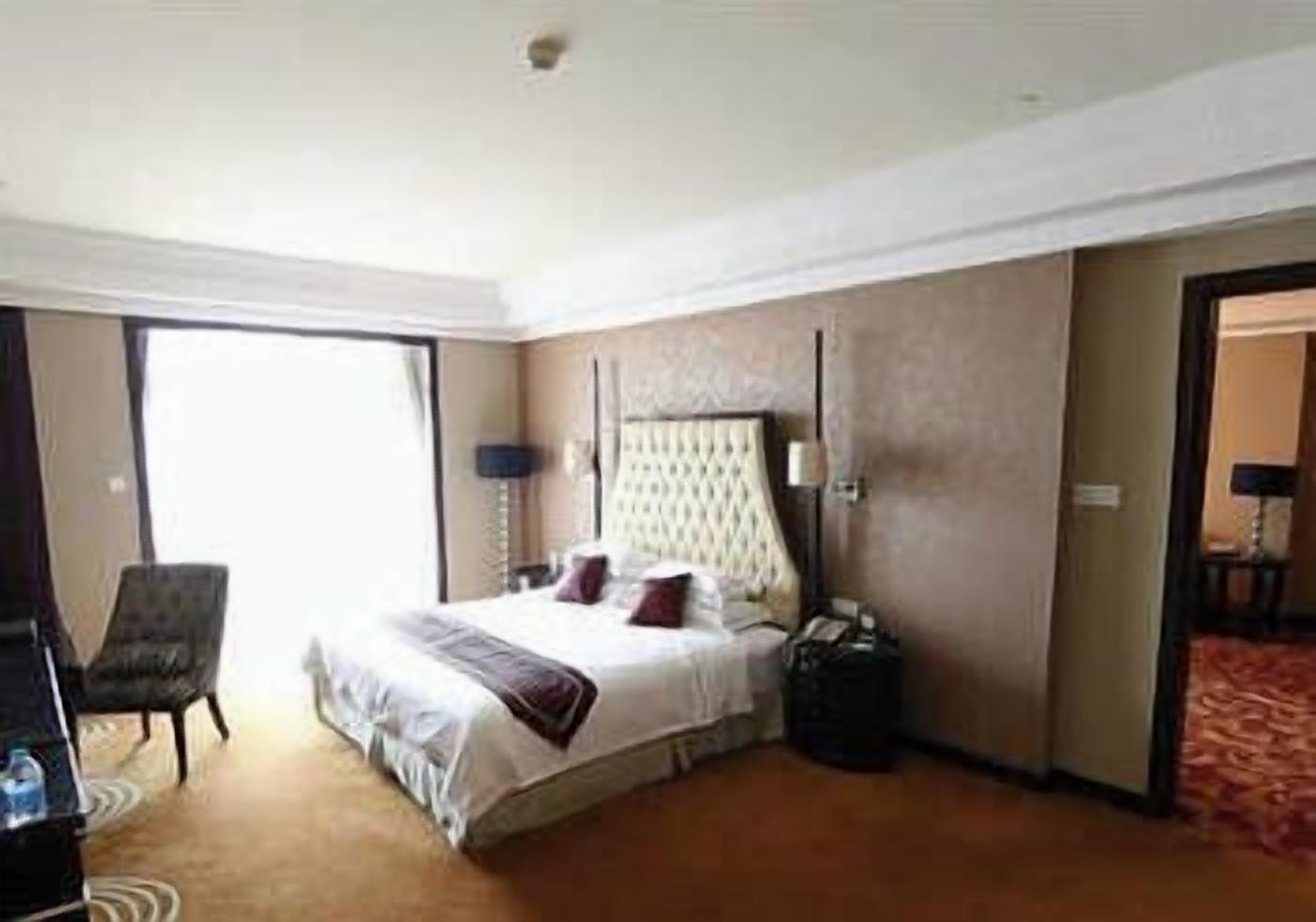 Minibar, in-room safe, iron/ironing board, alarm clocks