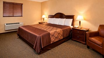 Meja kerja, Wi-Fi gratis, dan seprai linen