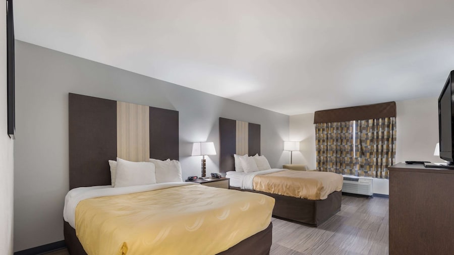 Quality Inn & Suites Huntsville Research Park Area