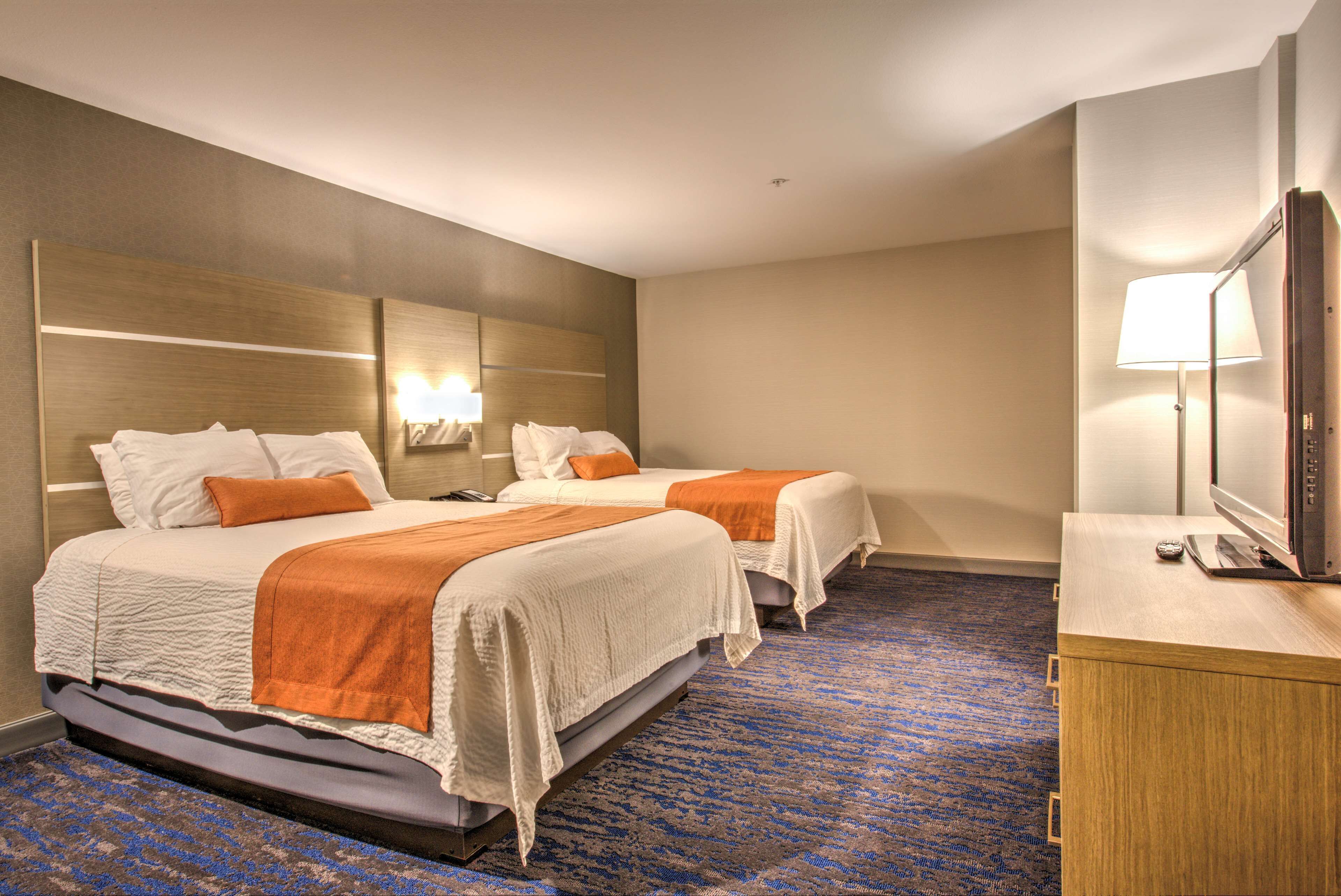 suite, multiple beds, non smoking, refrigerator & microwave (with sofabed) | pillow-top beds, desk, iron/ironing board, free wifi