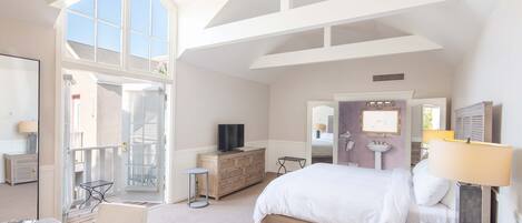 Carriage House Junior Suite
