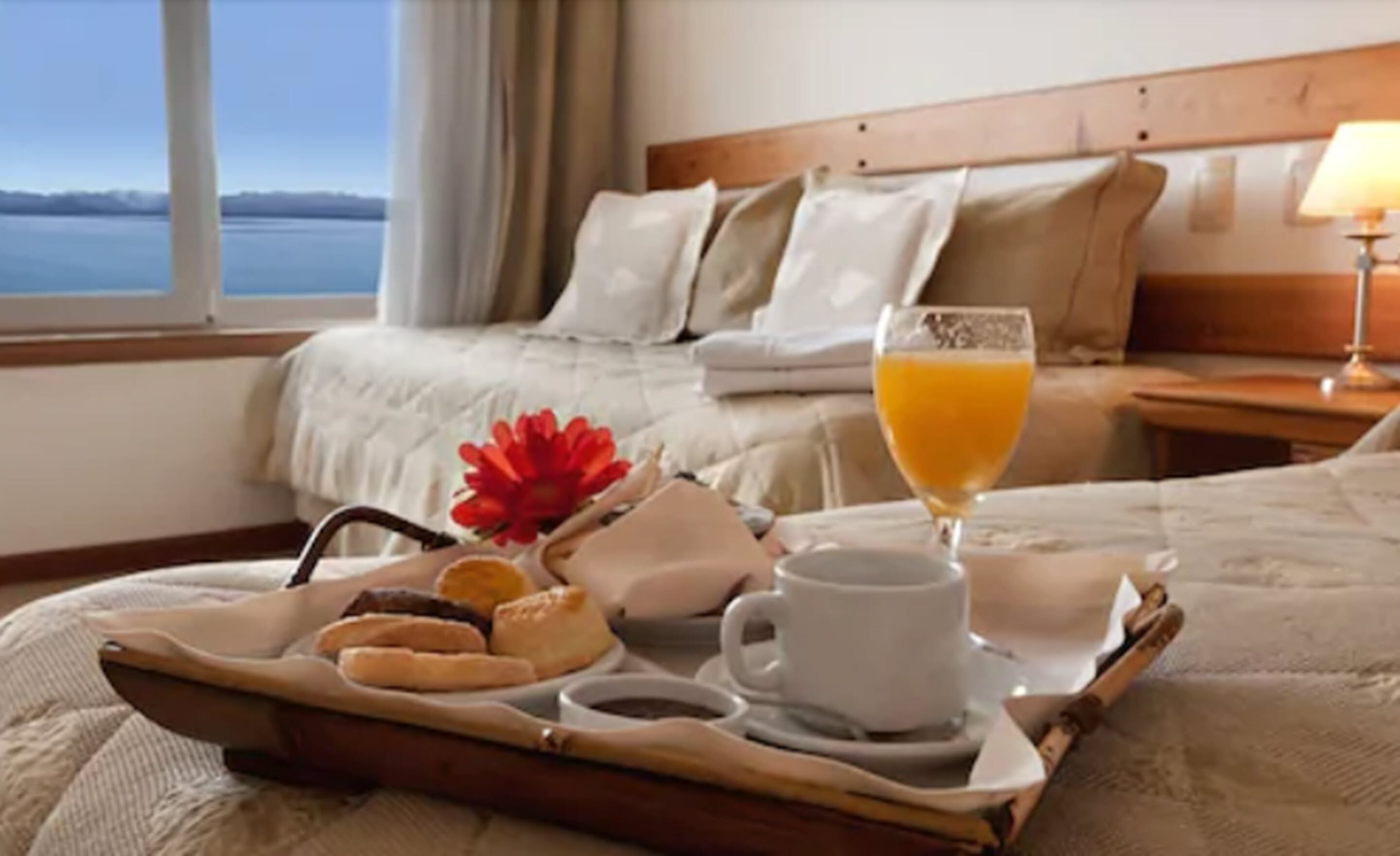 room service – dining