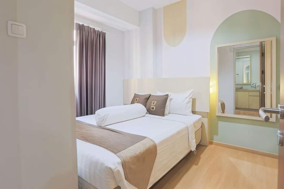 1 Schlafzimmer, Minibar, Schreibtisch, laptopgeeigneter Arbeitsplatz