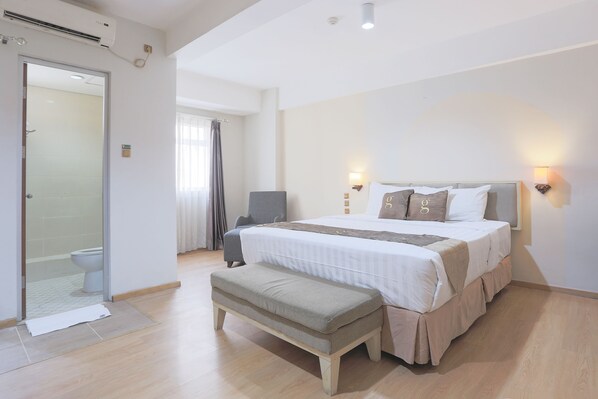 Deluxe Business King