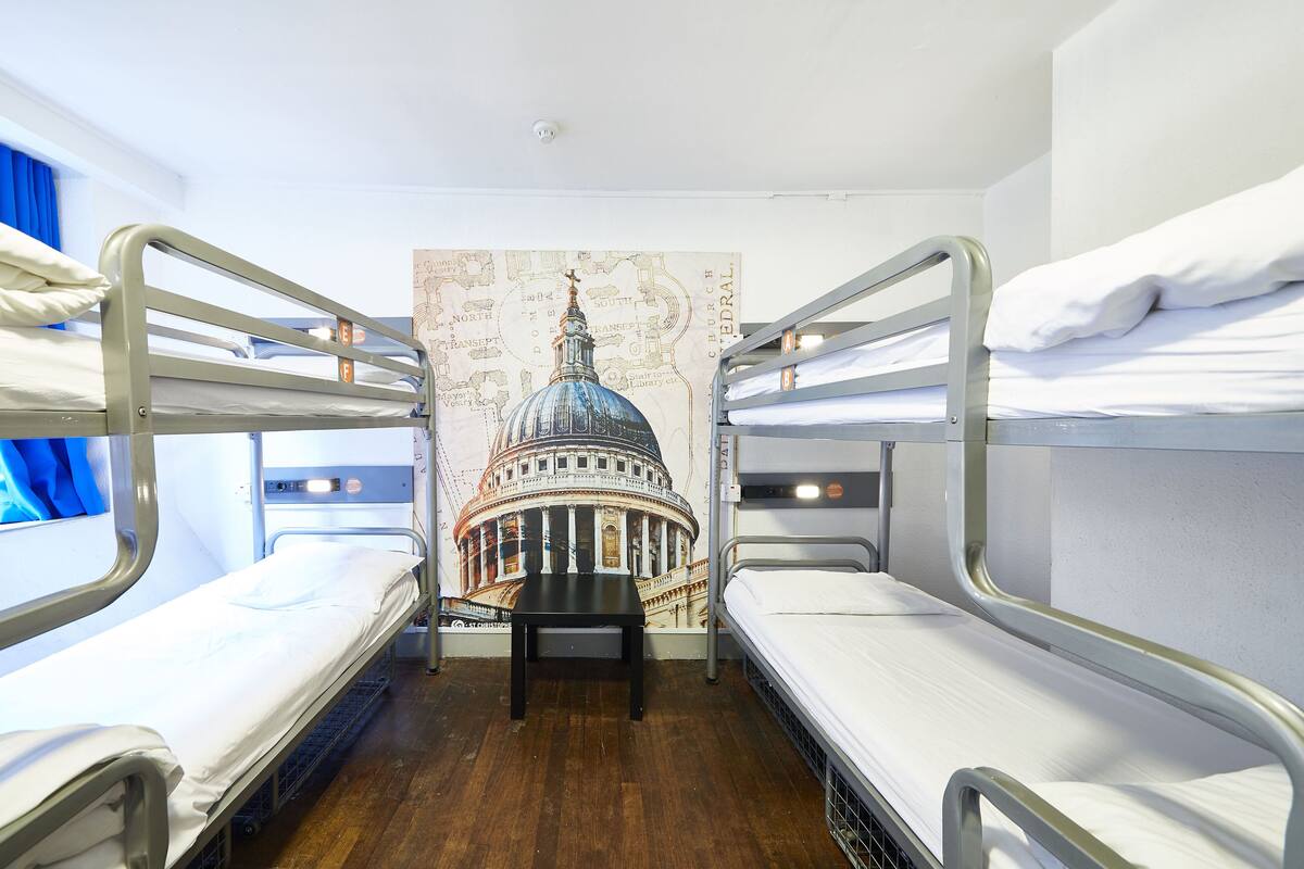 WiFi (free), bed sheets