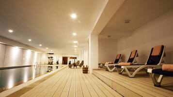 Piscine couverte