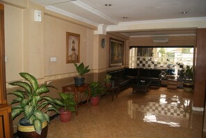 Interior - Andalus Hotel (Surabaya)