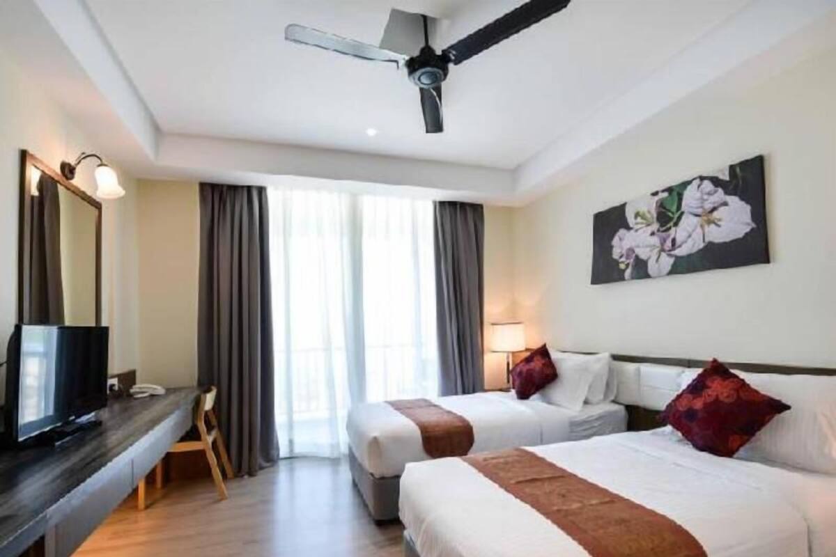 Minibar, safe på rommet, skrivebord og wi-fi (inkludert)