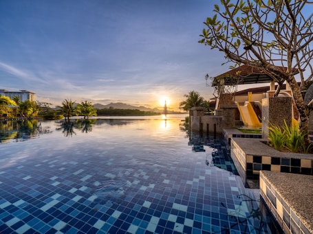 2 outdoor pools. Dayang Bay Resort Langkawi