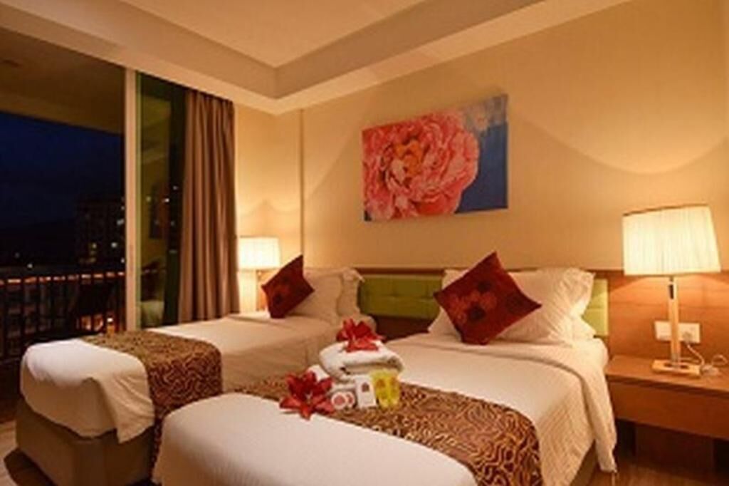 Minibar, safe på rommet, skrivebord og wi-fi (inkludert)