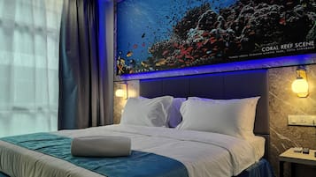 1 bedroom, premium bedding, minibar, in-room safe