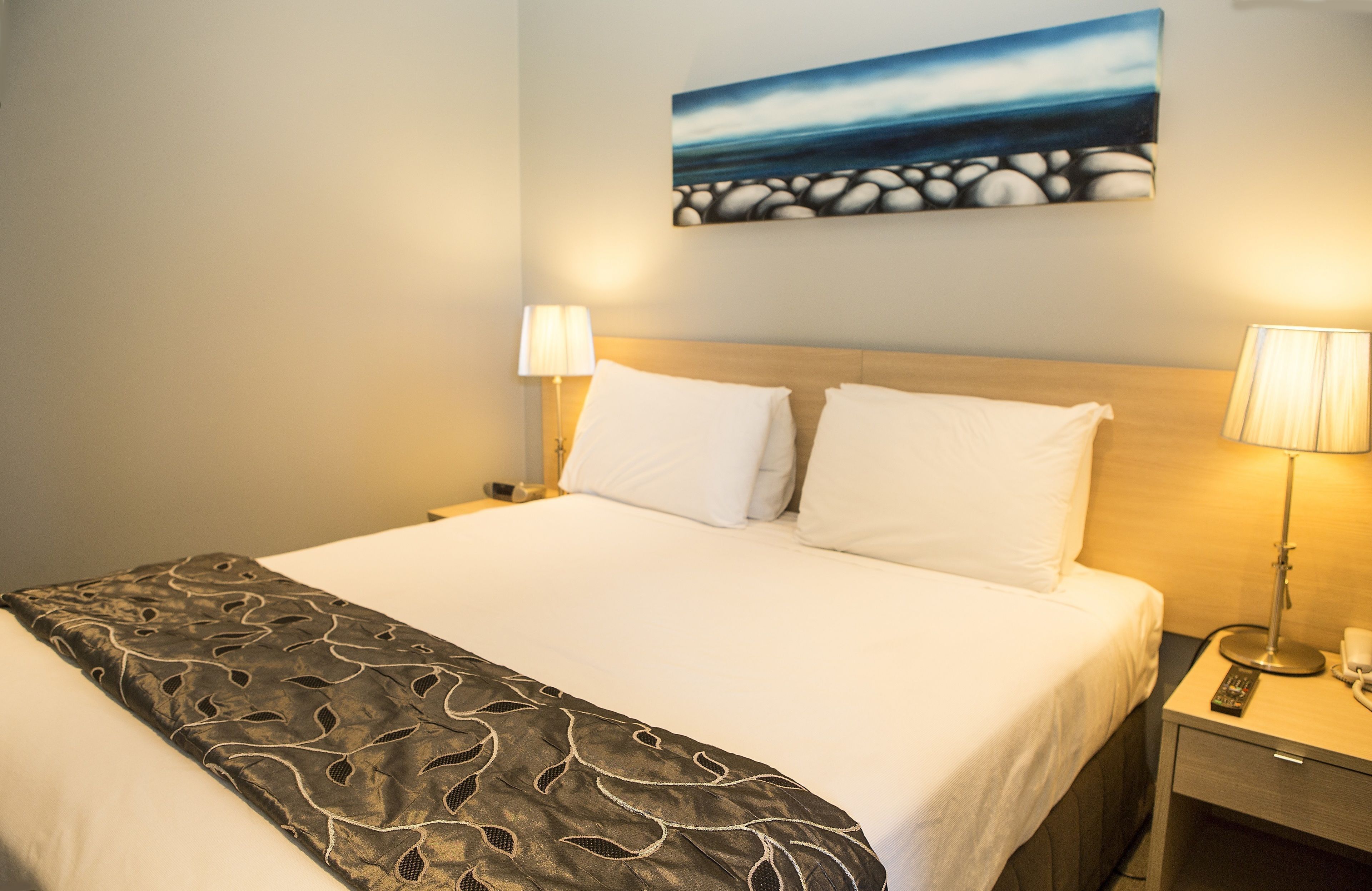 Desk, soundproofing, iron/ironing board, free WiFi