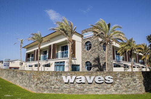 Waves Motel