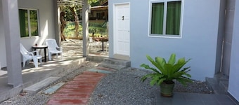 Cactus Inn