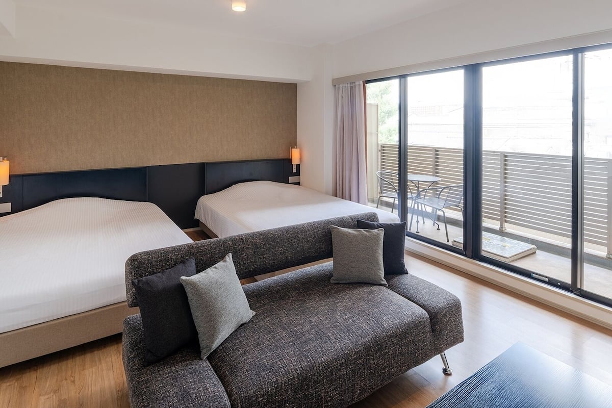 Balcony Twin Room - Non Smoking, NO group booking/ more than 2 rooms
