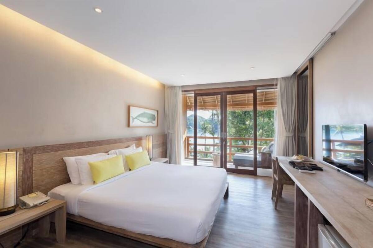 2 chambres, minibar, coffre-fort, bureau