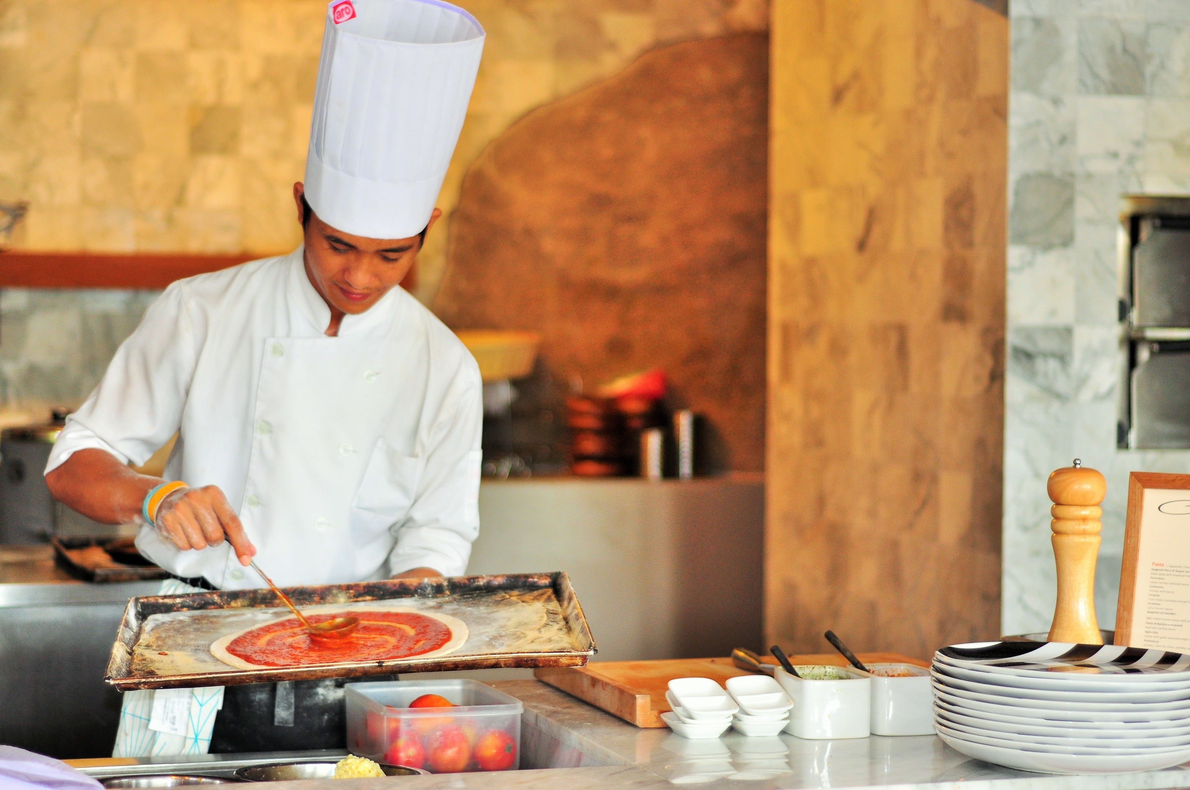 2 restaurants, breakfast, lunch, dinner served; italian cuisine