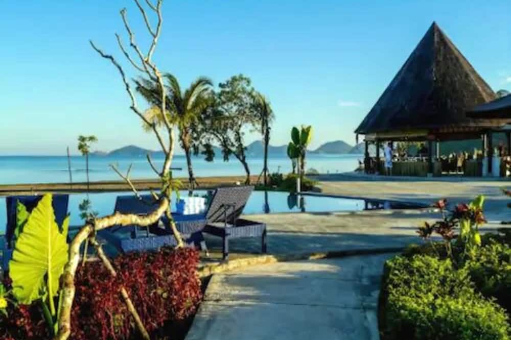 Luwansa Beach Resort