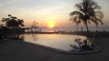 Outdoor pool, sun loungers